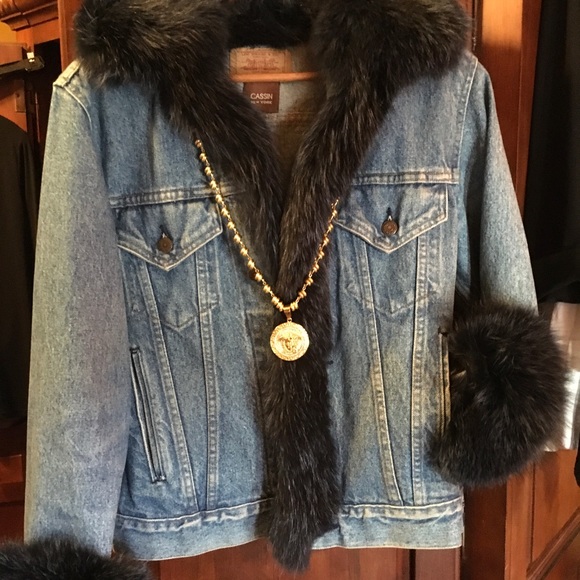 💋 WELCOME TO MY CLOSET! - Picture 3 of 8